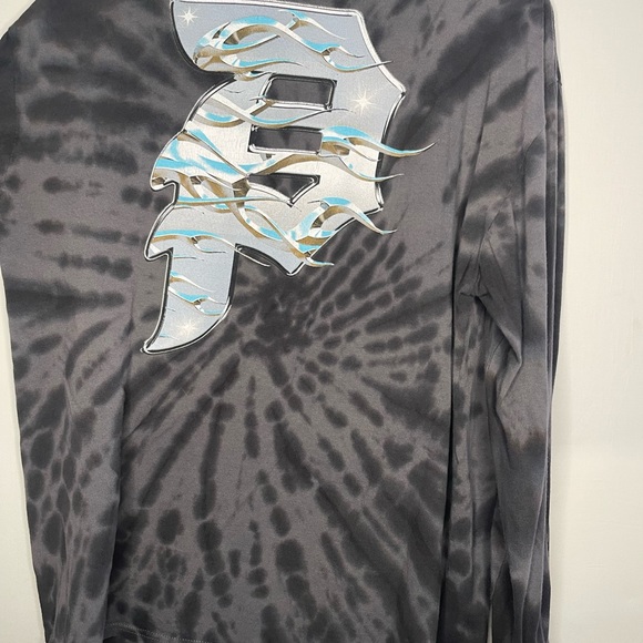 Primitive long sleeve tee - Picture 2 of 5